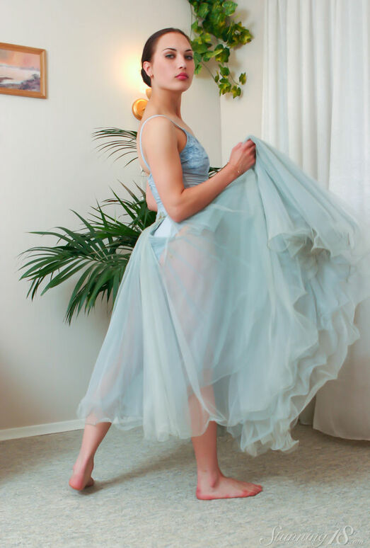 Ianthe O - Ianthe - Respond - Stunning 18