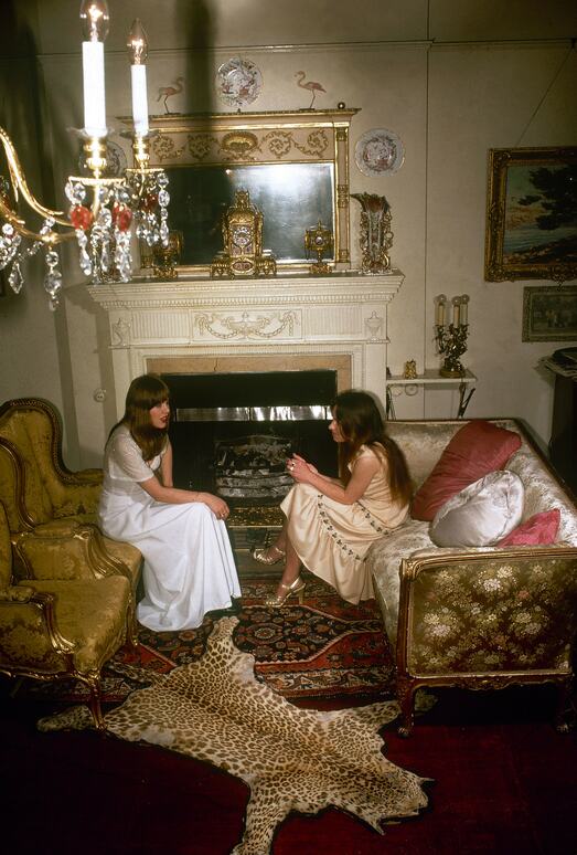 Understanding each other - Joan - Private Classics