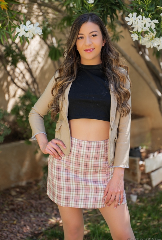 Natalie Brooks, Eliza Eves - Lesbian Triangles #37