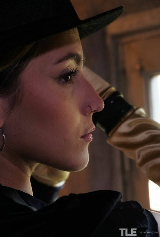 Stefany - Golden Touch 1 - The Life Erotic