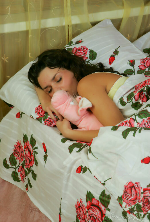 Roza A - Roza - Sleeping Hottie - Stunning 18