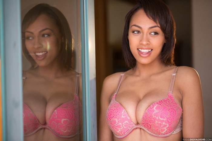 Cherry Hilson Removes Her Pink Bra And Panties