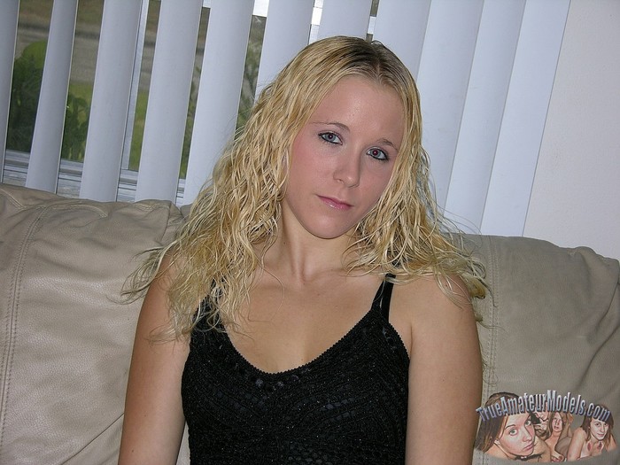 Amateur Blonde Teen With Pierced Pussy Modeling Nude