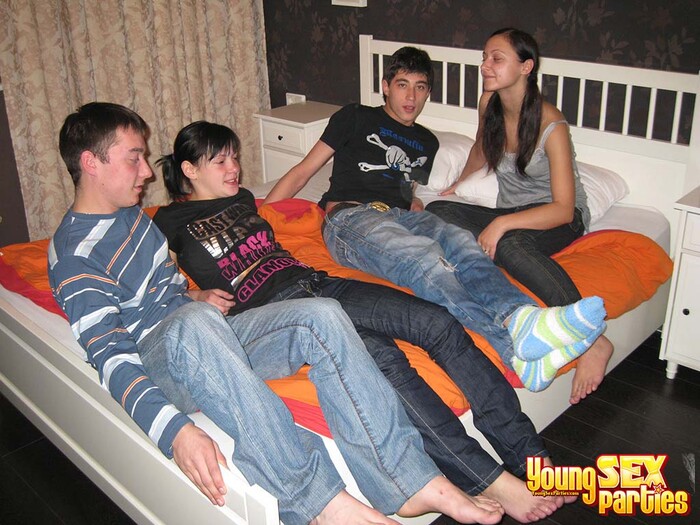 Brunettes get fucked well - Young Sex Parties