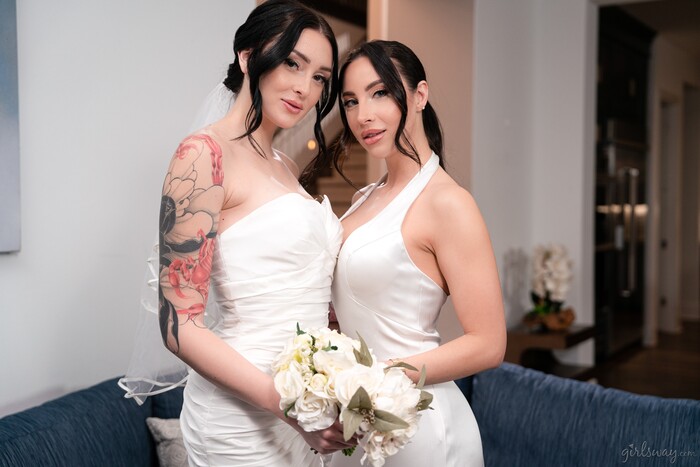 Charlotte Sins, Melissa Stratton - Wedding Dance Warmup