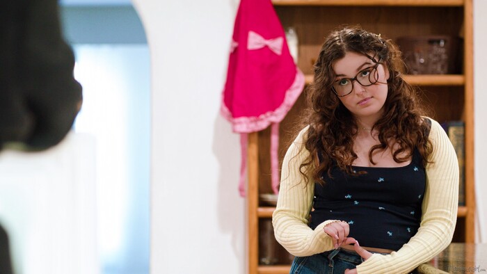 Leana Lovings, Little Puck - Strap-On Shock - Girlsway