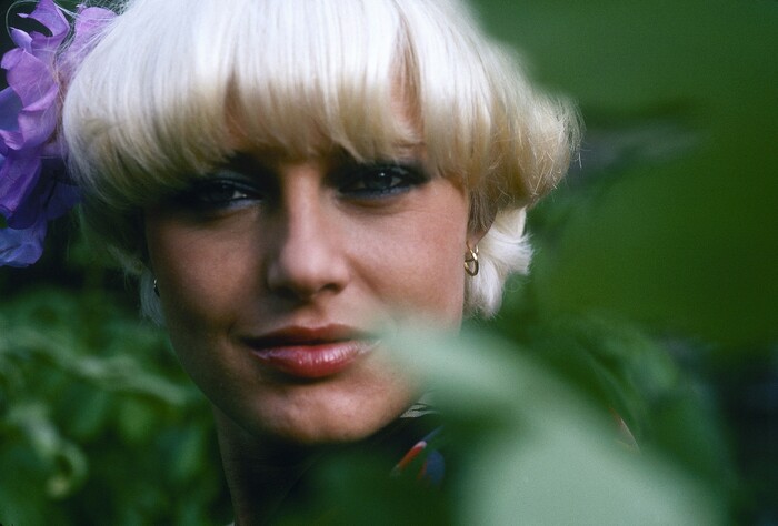 Living life to the full - Nellie - Private Classics