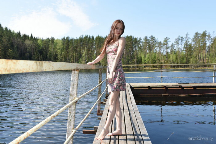 Pala - Lakeview Perch - Erotic Beauty