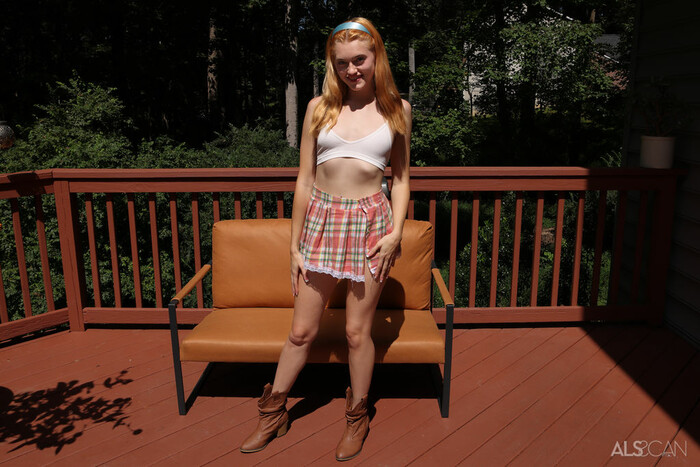 Gracey Snow - Snow Day - ALS Scan