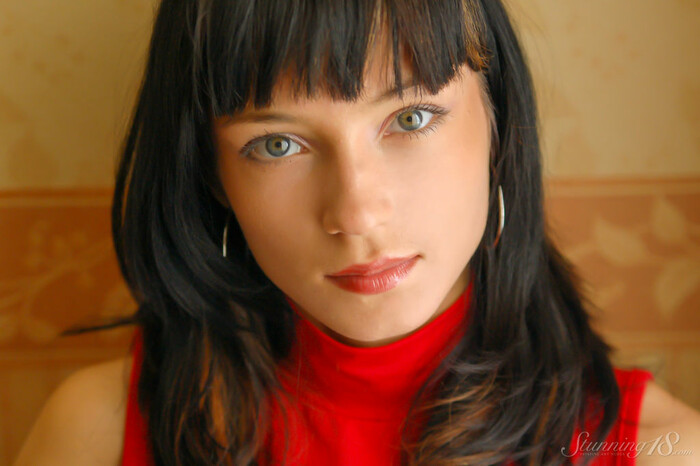 Vikky - Takes That Red Thong Off - Stunning 18