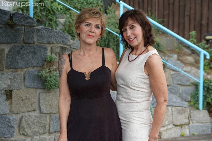 Amy D, Claire Benz - Karup's
